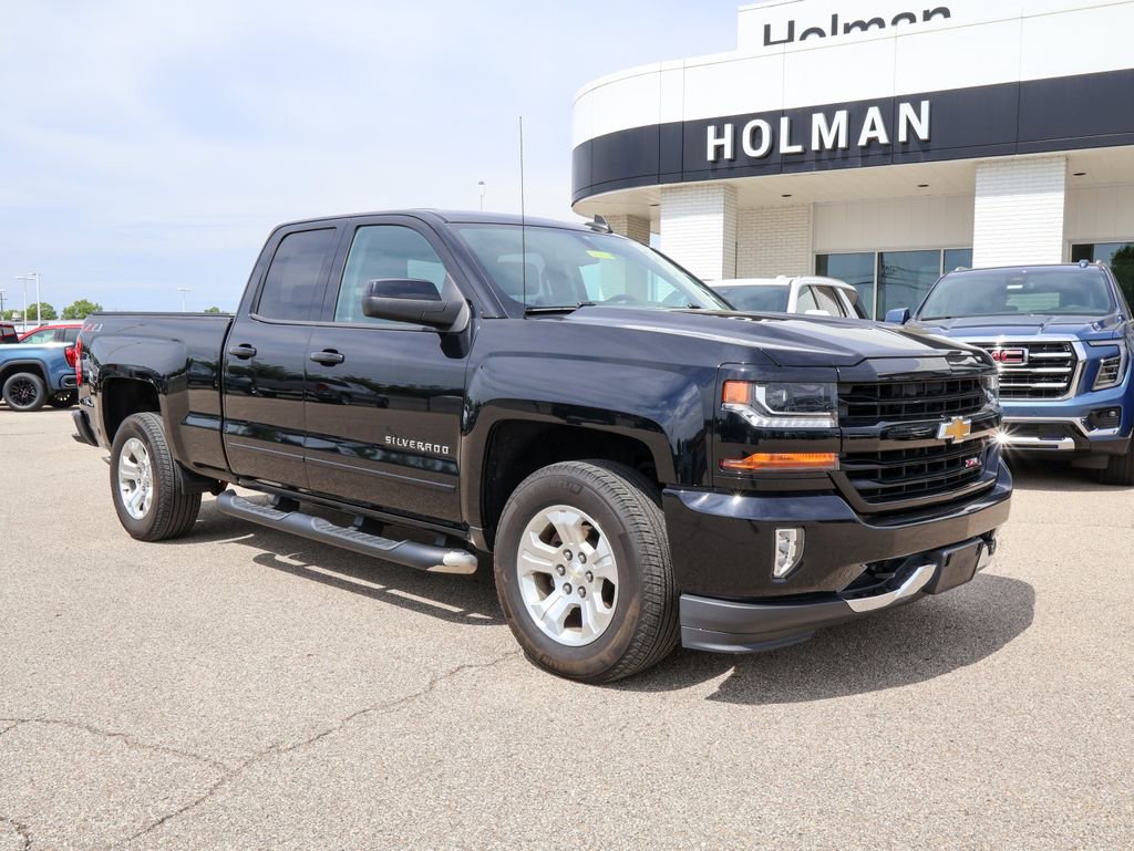 Used 2018 Chevrolet Silverado 1500 LT w/ All Star Edition AWD/4WD image 1