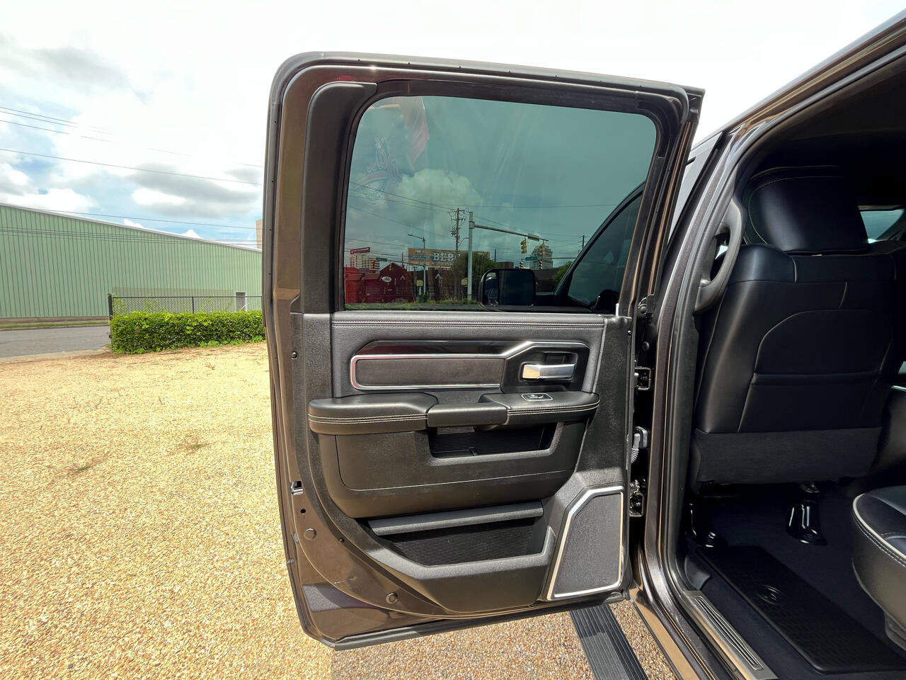 Used 2021 RAM 2500 Laramie image 32