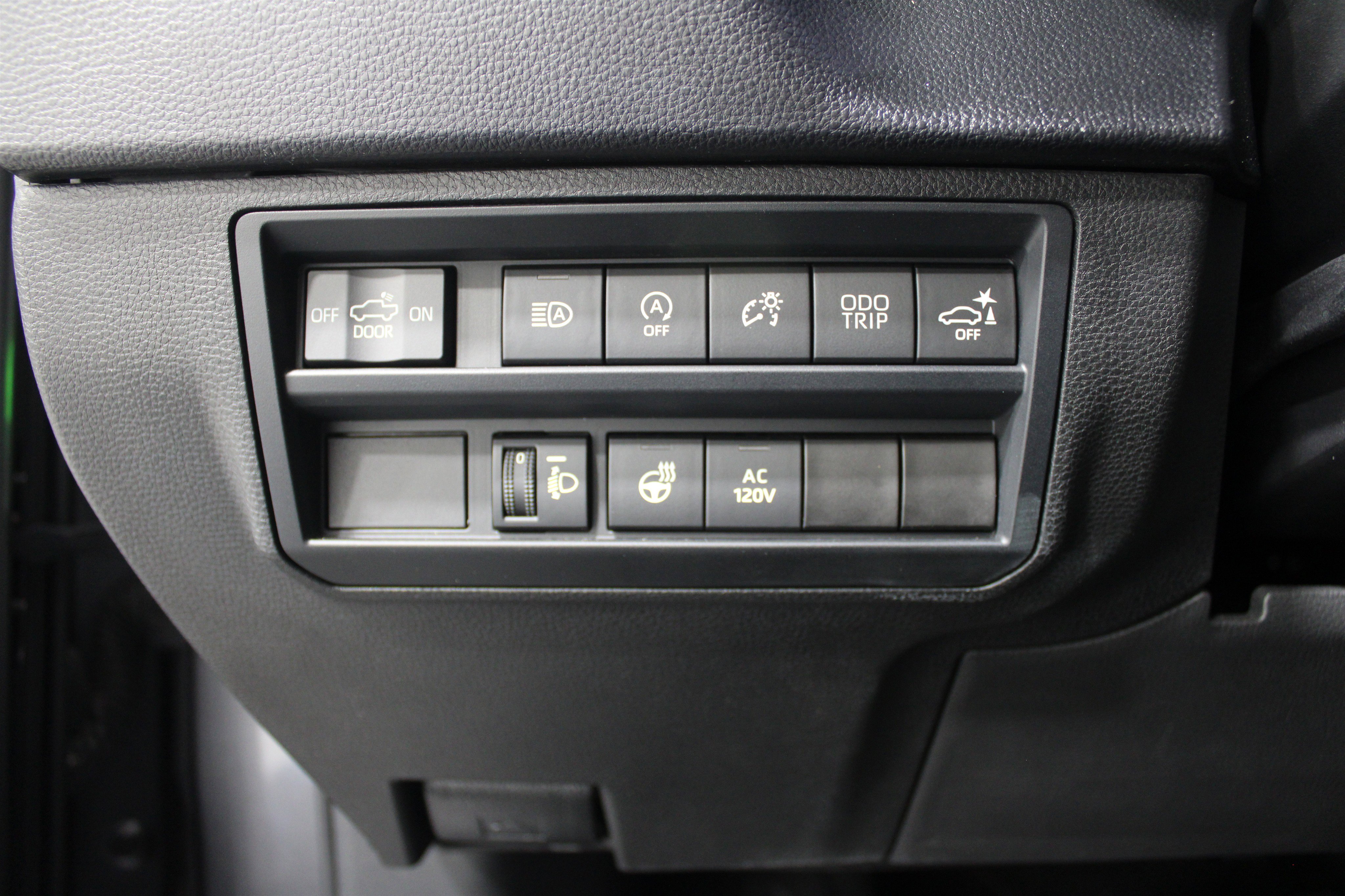 Used 2022 Toyota Tundra SR5 image 8