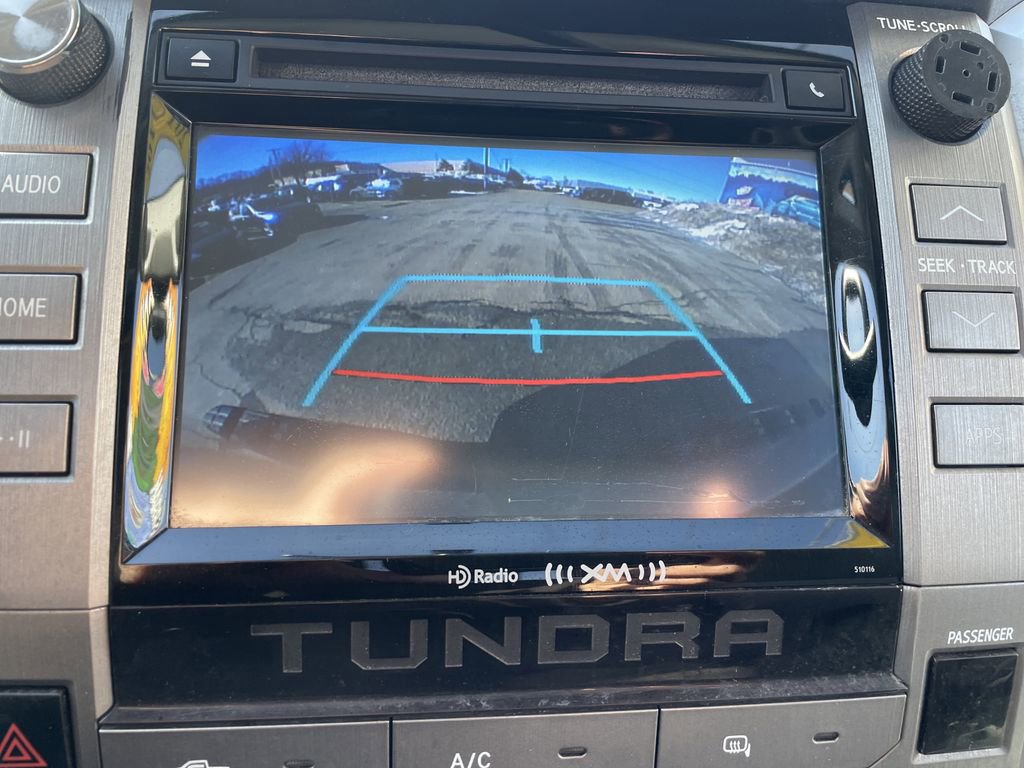 Used 2017 Toyota Tundra SR5 AWD/4WD image 19