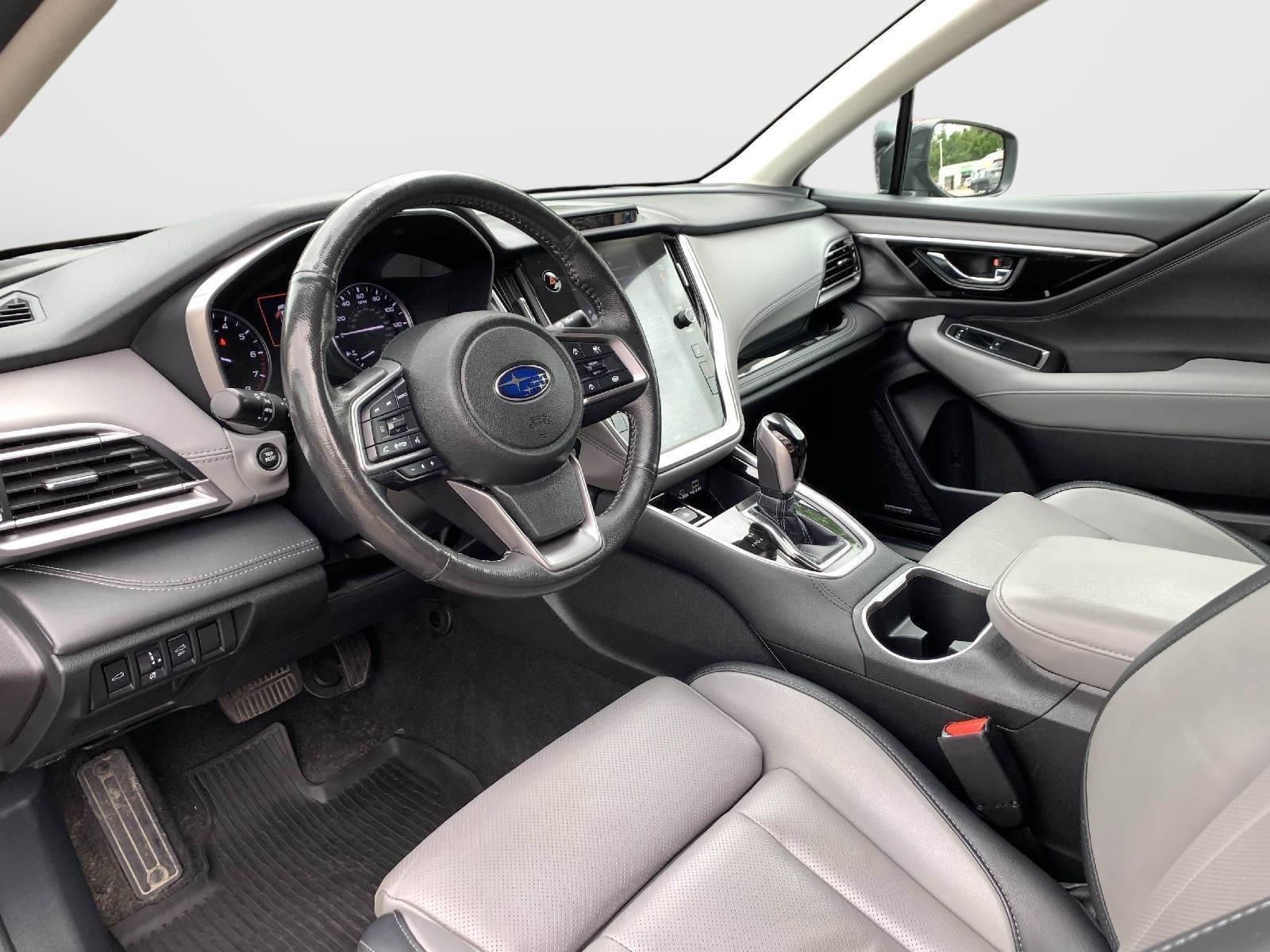 Used 2023 Subaru Outback Limited AWD/4WD image 33