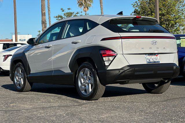 Certified 2026 Hyundai Kona SE image 6