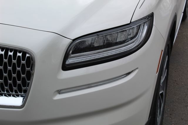 Certified 2023 Lincoln Nautilus Reserve AWD/4WD image 11