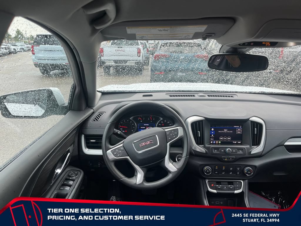 Used 2024 GMC Terrain SLE AWD/4WD image 13