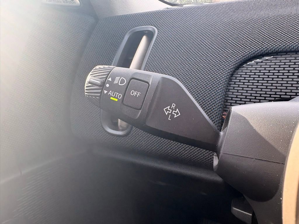 Used 2025 MINI Cooper Countryman S w/ Comfort Package Max image 37