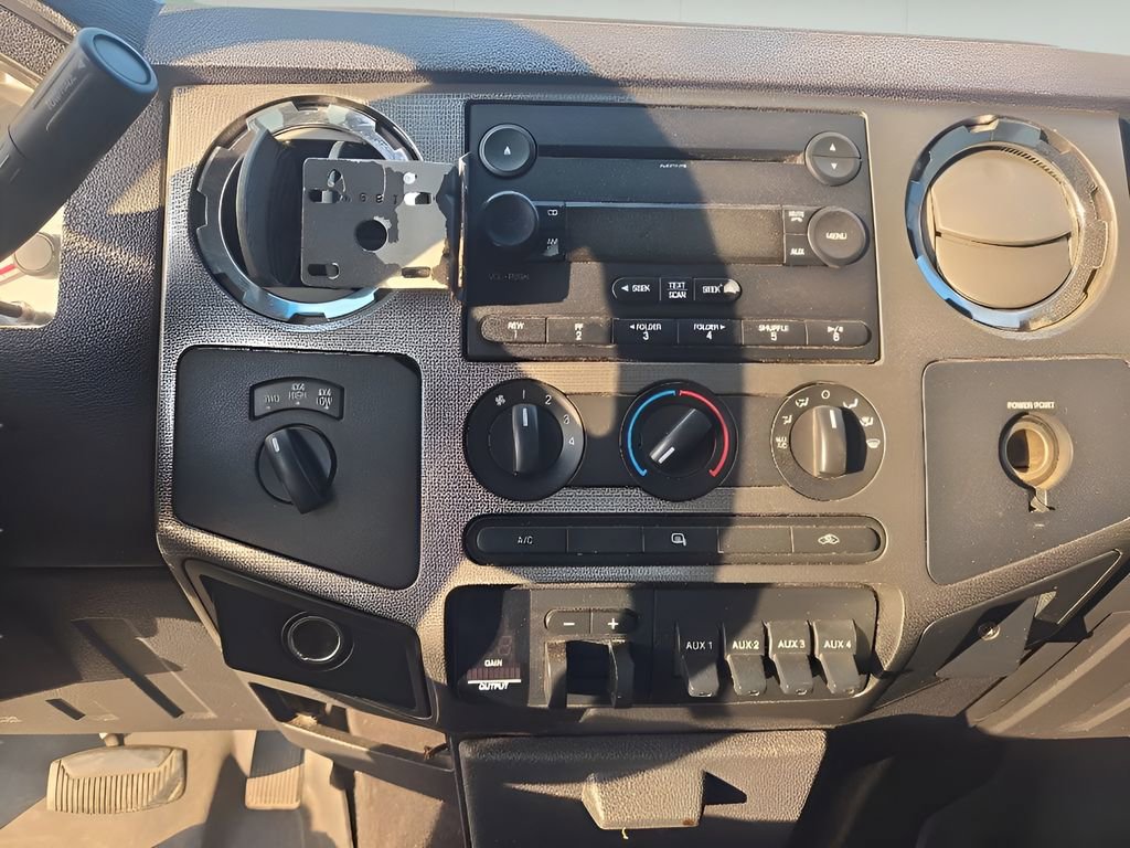 Used 2008 Ford F250 Lariat image 10
