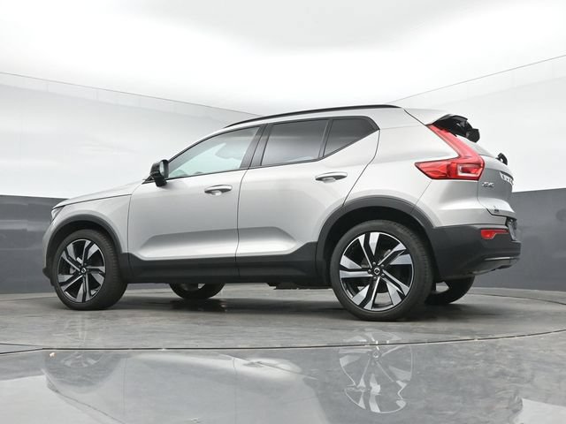 Used 2023 Volvo XC40 B5 Ultimate w/ Protection Package Premier AWD/4WD image 15