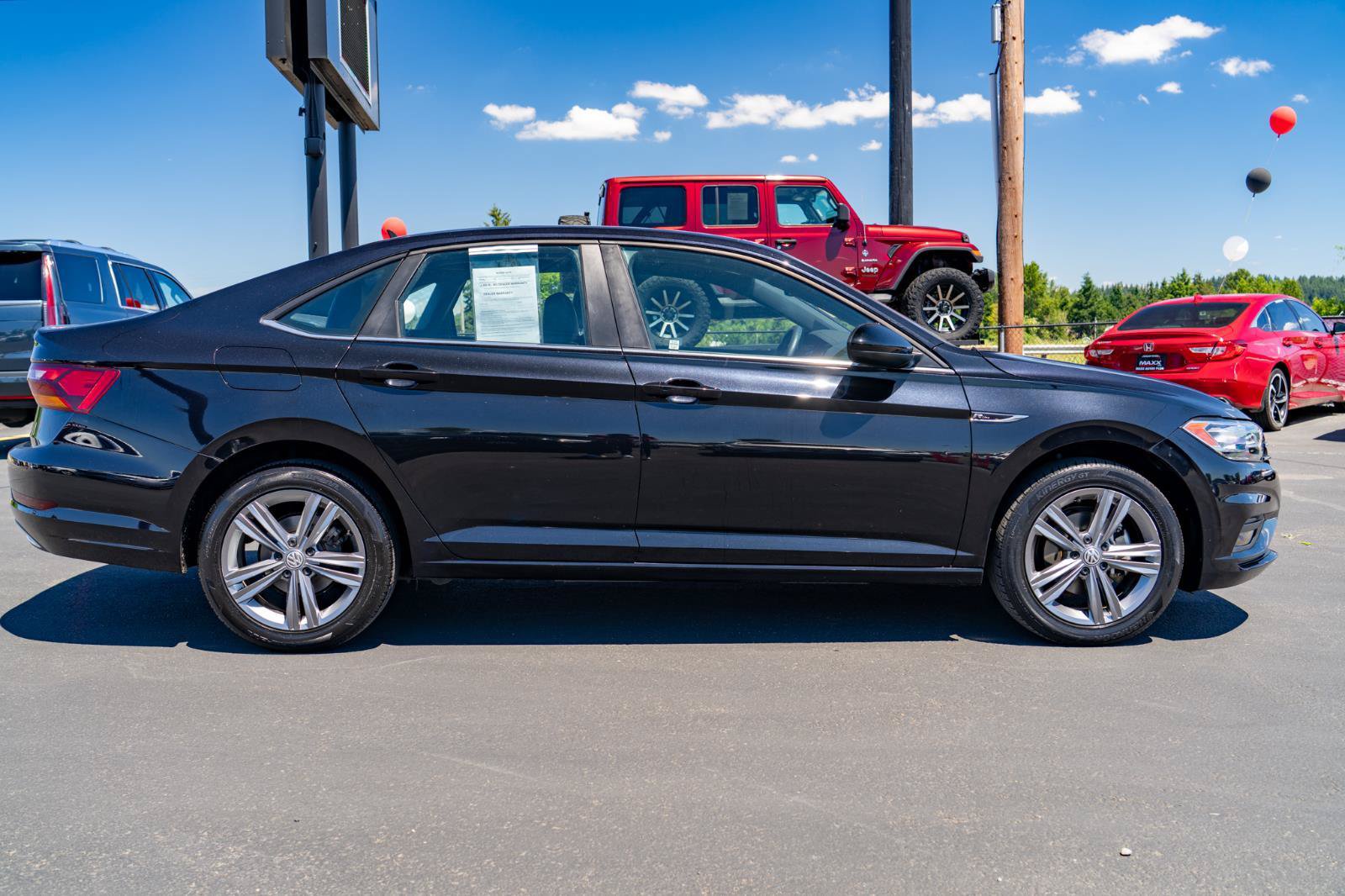 Used 2019 Volkswagen Jetta R-Line FWD image 8