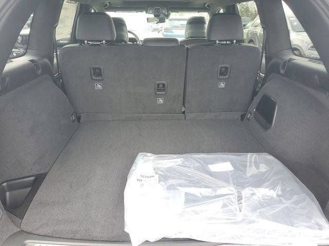 New 2026 Jeep Grand Cherokee Summit w/ Obsidian Package AWD/4WD image 9