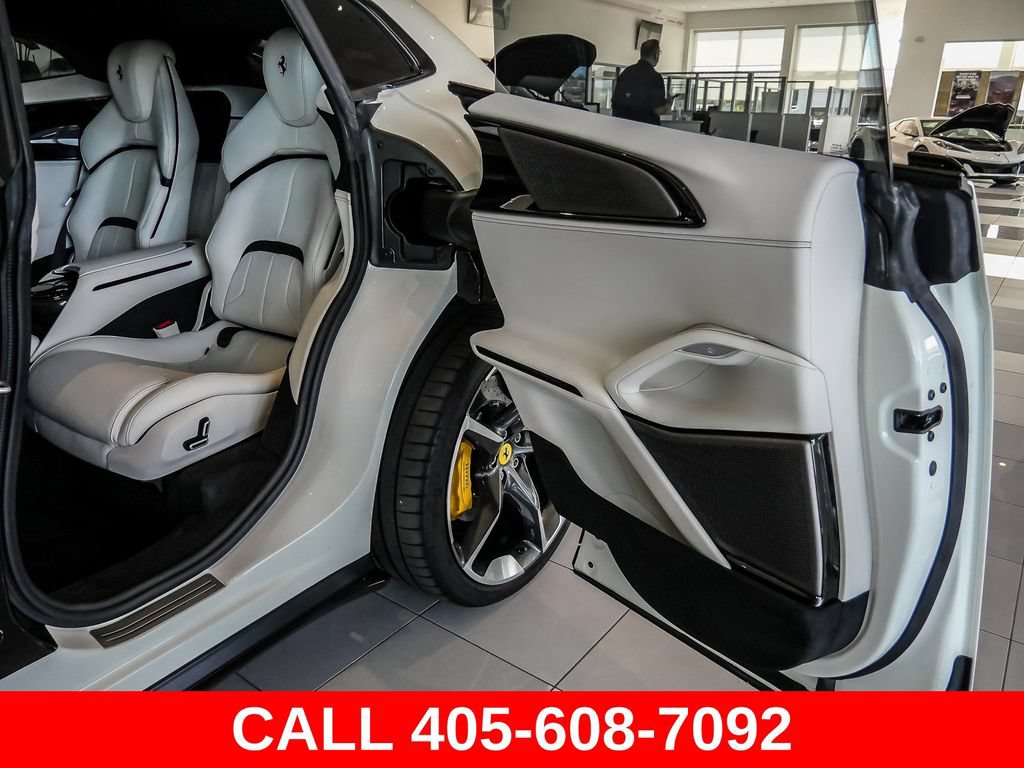 Used 2025 Ferrari Purosangue AWD/4WD image 52