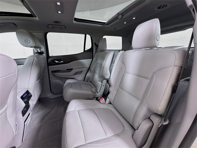 Used 2017 GMC Acadia SLT image 28