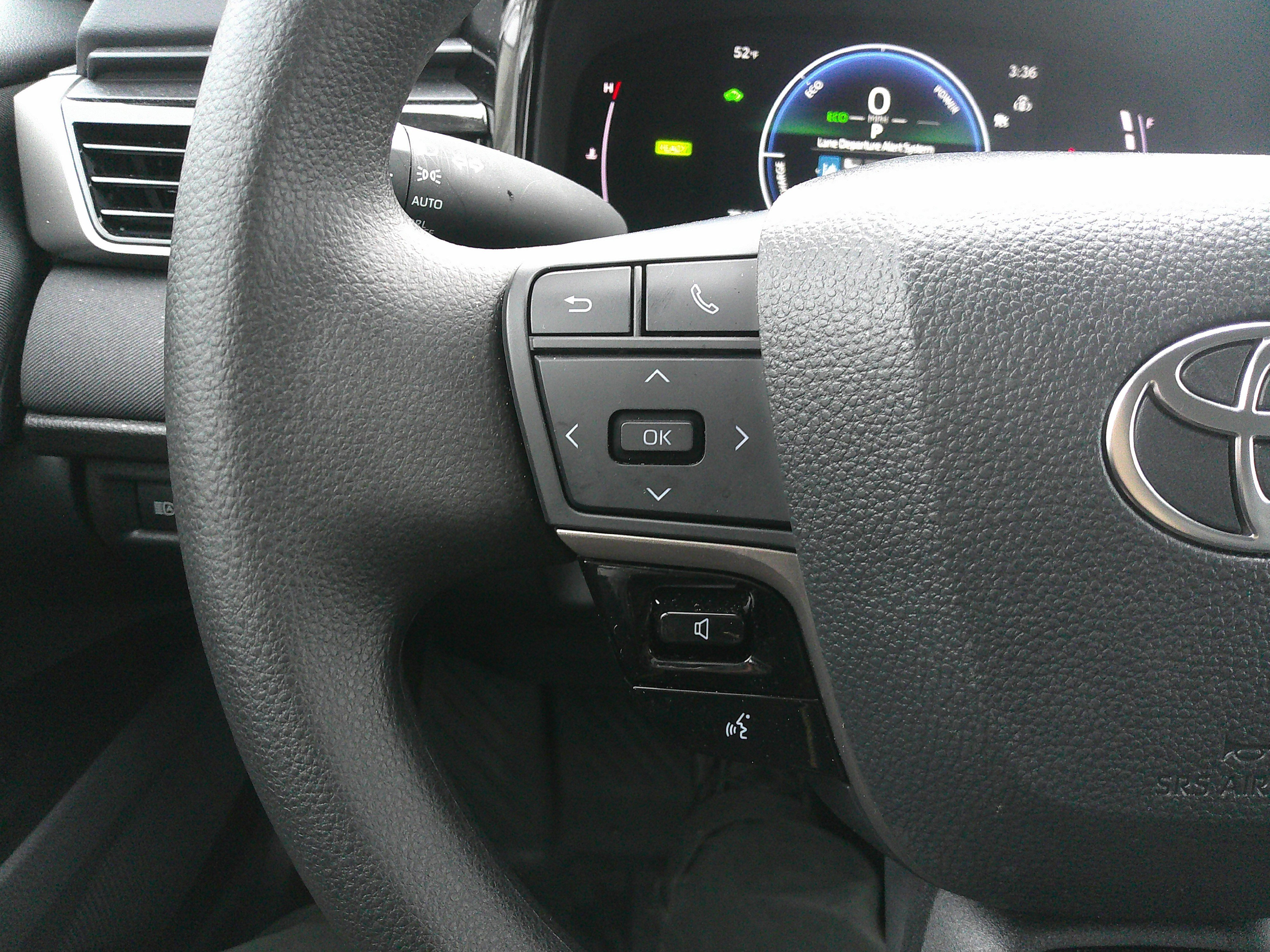 Used 2025 Toyota Camry LE image 20