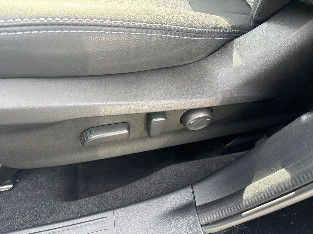 Used 2019 Subaru Forester Premium AWD/4WD image 19