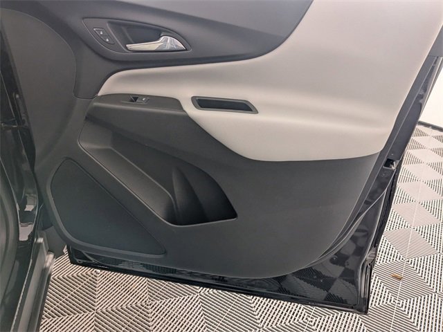 Used 2023 Chevrolet Equinox LT w/ Driver Convenience Package image 34