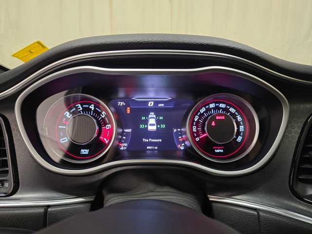 Used 2015 Dodge Challenger SRT w/ Technology Group RWD image 21