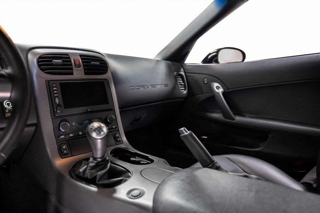 Used 2007 Chevrolet Corvette Z06 w/ Preferred Equipment Group image 34