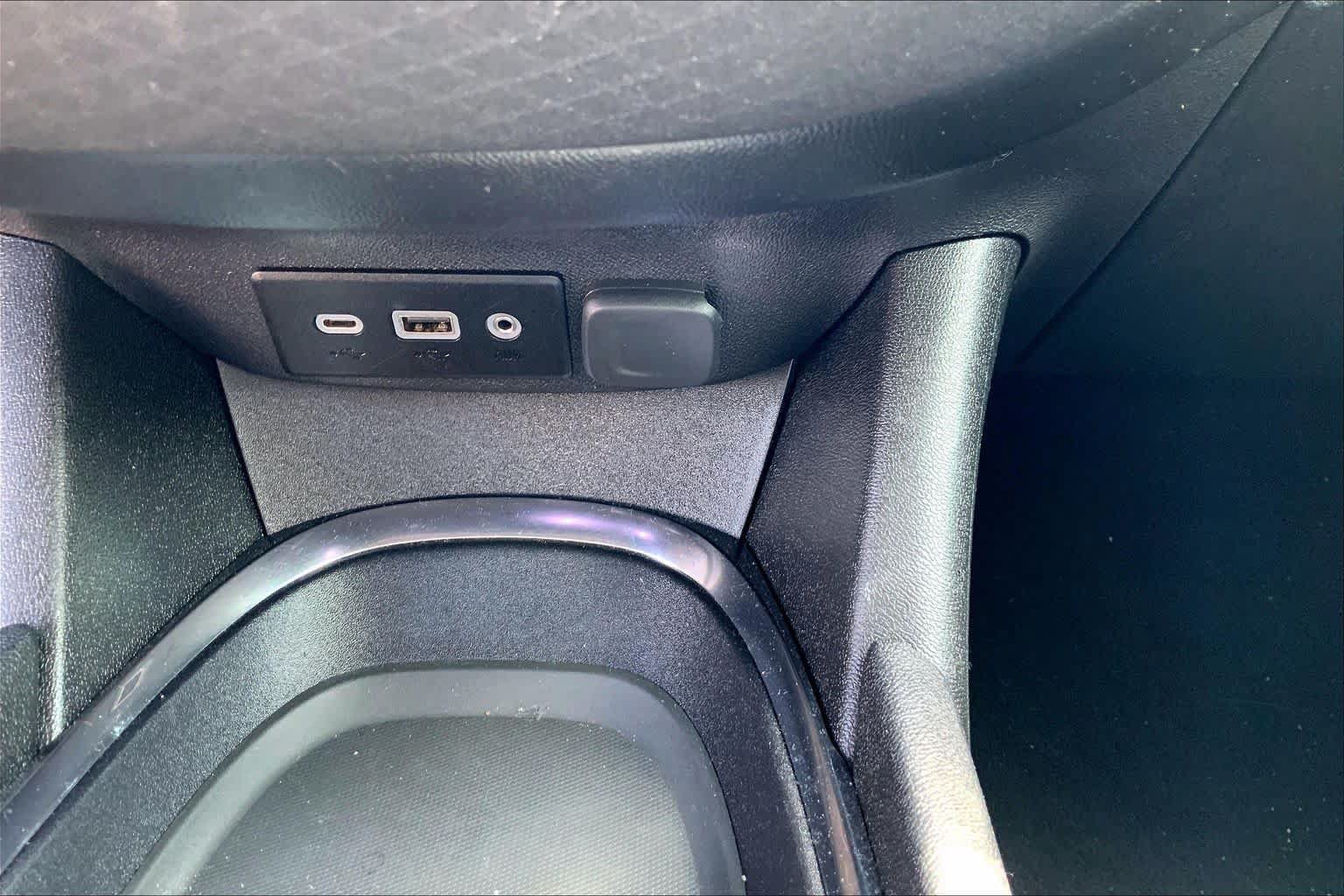 Used 2024 Chevrolet Malibu LT FWD image 34