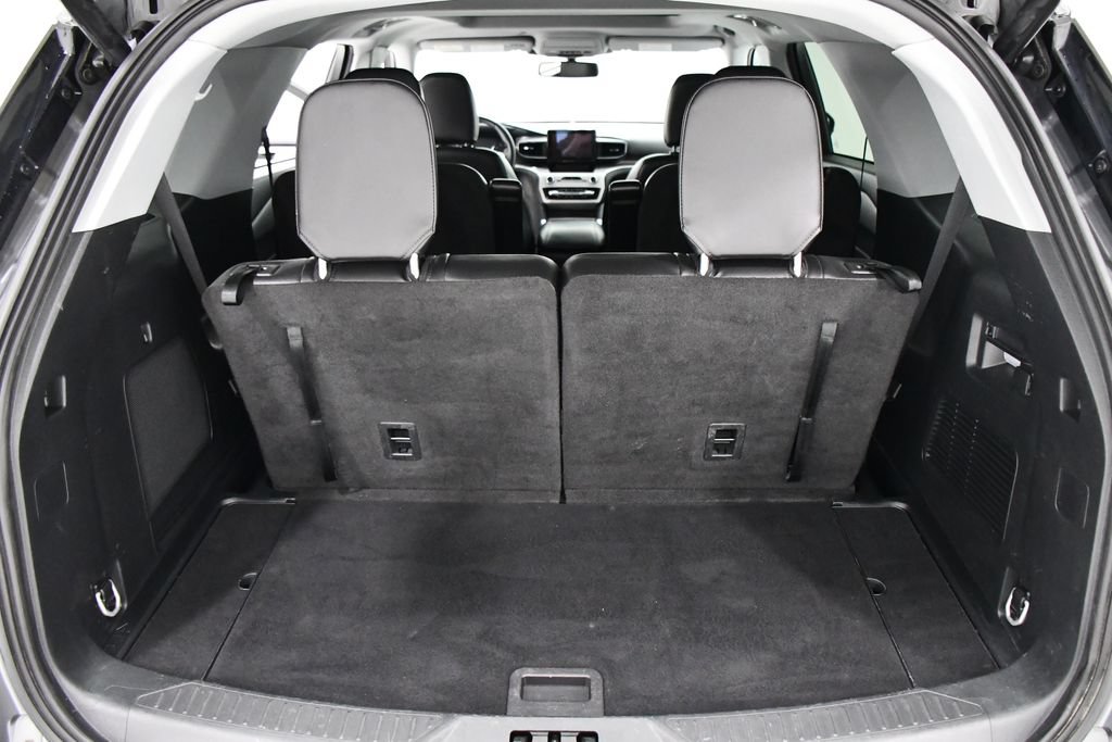 Used 2024 Ford Explorer XLT w/ Equipment Group 202A AWD/4WD image 23