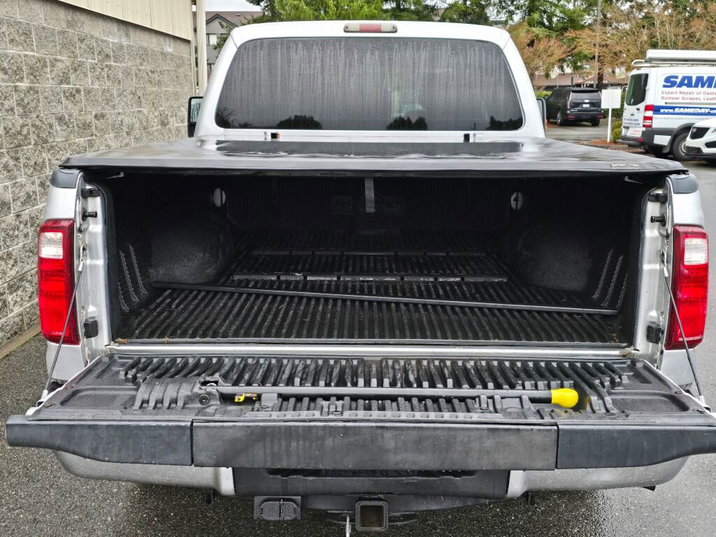 Used 2011 Ford F250 XLT w/ XLT Interior Pkg image 6