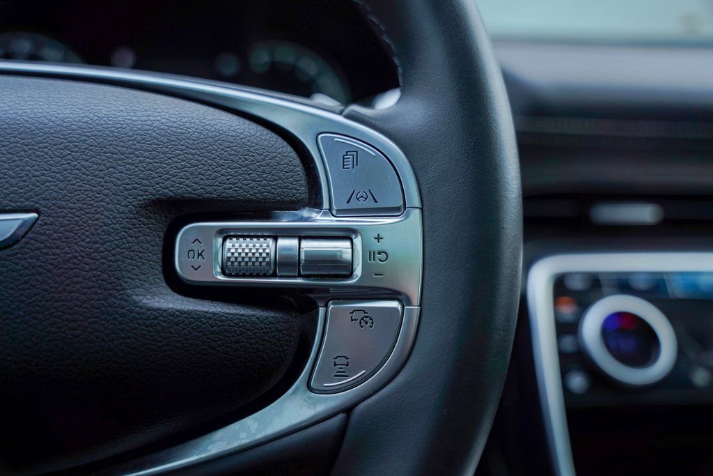 Used 2022 Genesis GV80 3.5T Advanced + w/ Cargo Package image 25