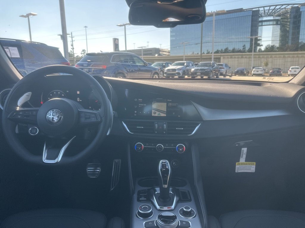 New 2026 Alfa Romeo Giulia Veloce w/ Driving Assist Package image 9