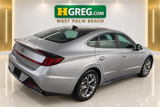 Used 2020 Hyundai Sonata SEL w/ Convenience + Sunroof Package FWD image 6
