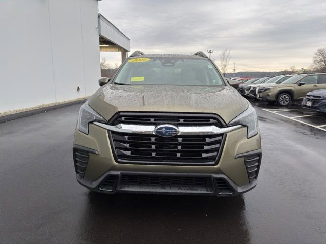 Used 2025 Subaru Ascent Premium image 2