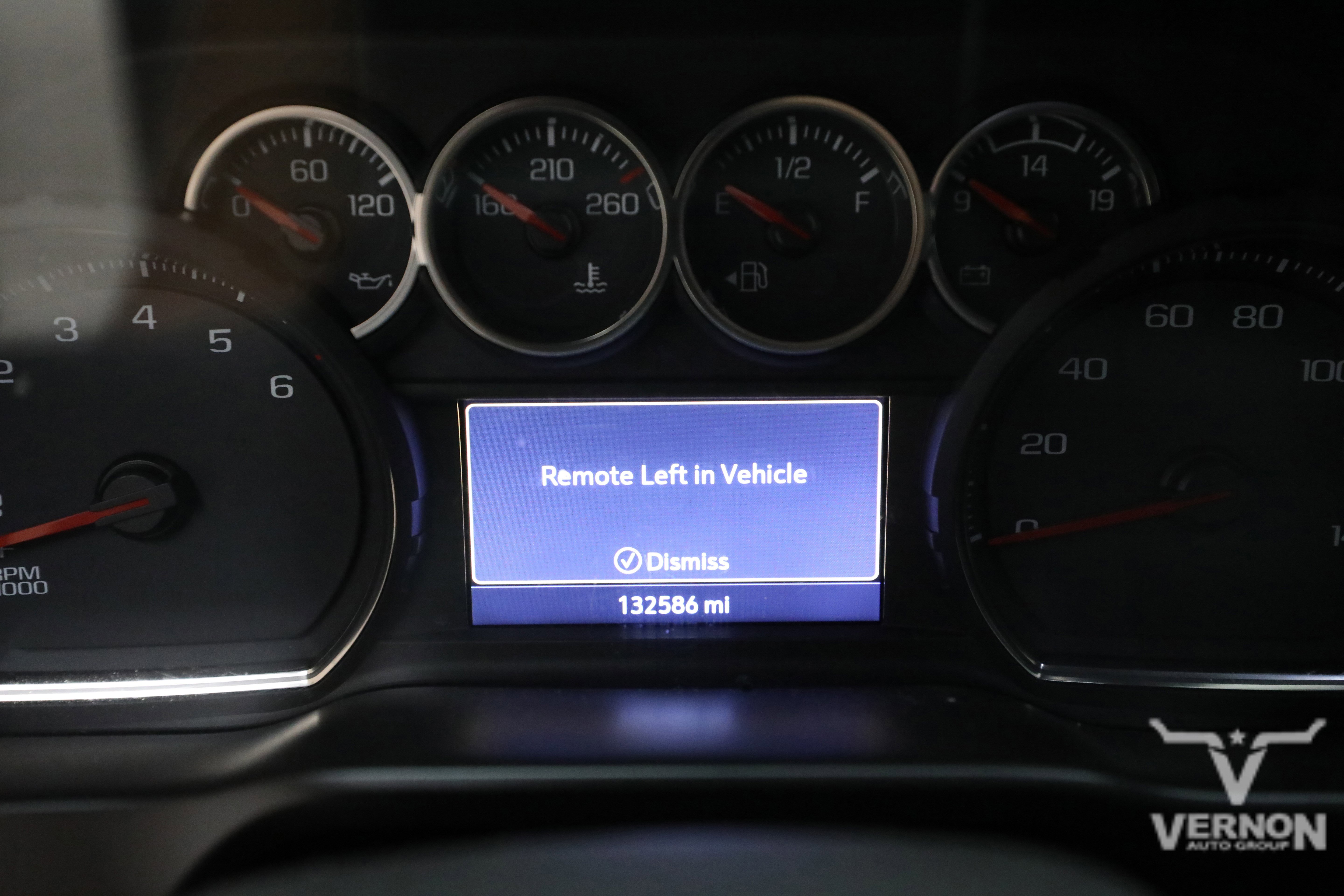 Used 2020 Chevrolet Silverado 1500 LT Trail Boss w/ Convenience Package AWD/4WD image 9