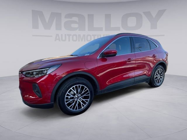 Certified 2025 Ford Escape SE w/ PHEV Premium Package