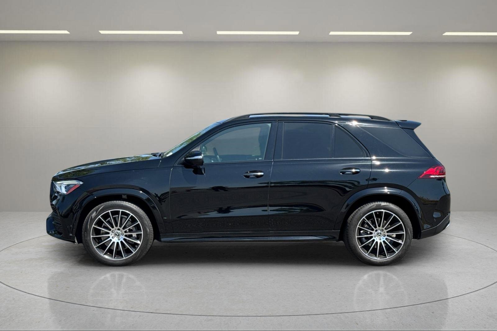 Used 2023 Mercedes-Benz GLE 450 4MATIC image 6