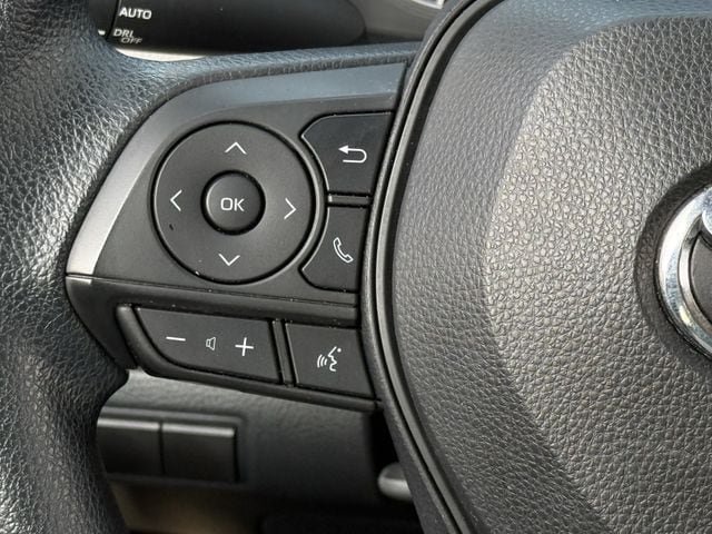Used 2021 Toyota Corolla LE w/ Carpet Mat Package (TMS) FWD image 14