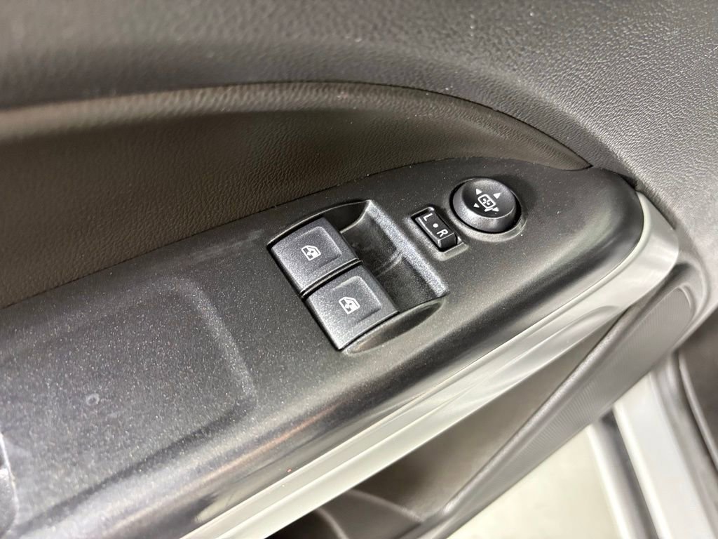 Used 2022 Chevrolet Colorado LT w/ Fleet Safety Package image 15