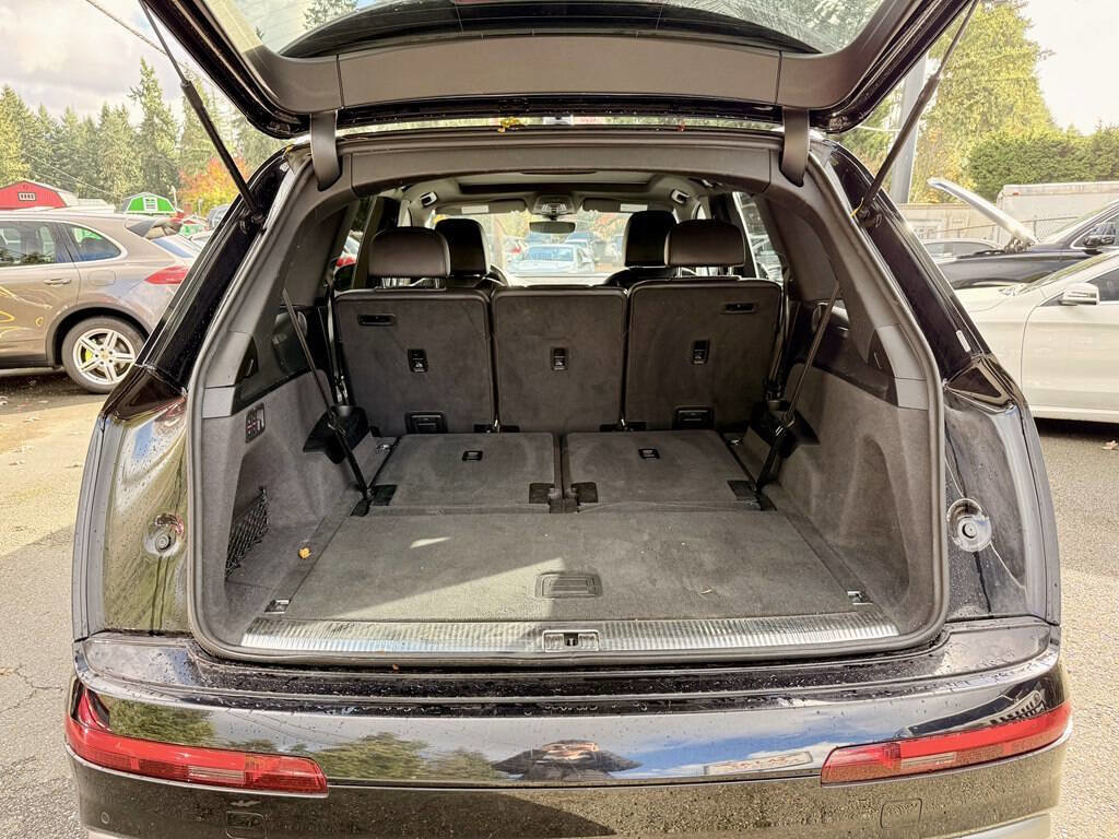 Used 2019 Audi Q7 3.0T Premium w/ Convenience Package AWD/4WD image 11