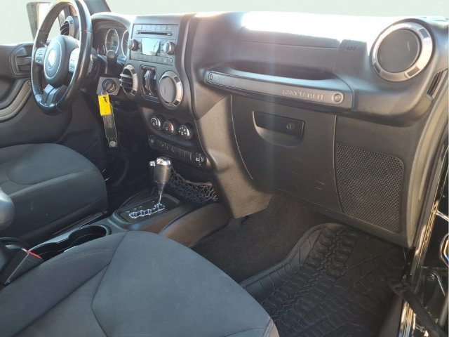 Used 2015 Jeep Wrangler Unlimited Sport w/ Quick Order Package 24S AWD/4WD image 21