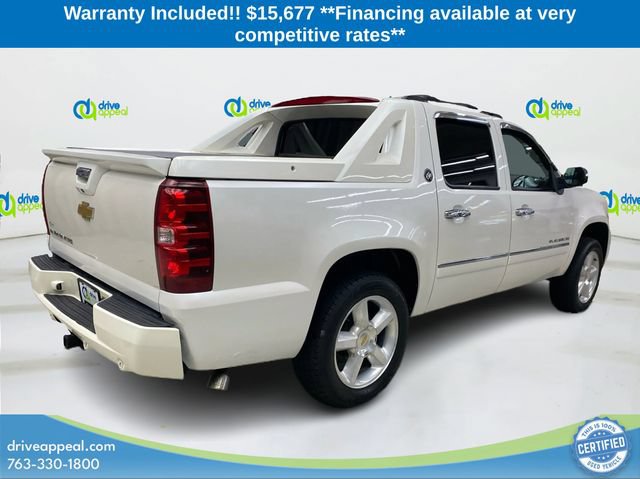 Used 2013 Chevrolet Avalanche LTZ AWD/4WD image 5