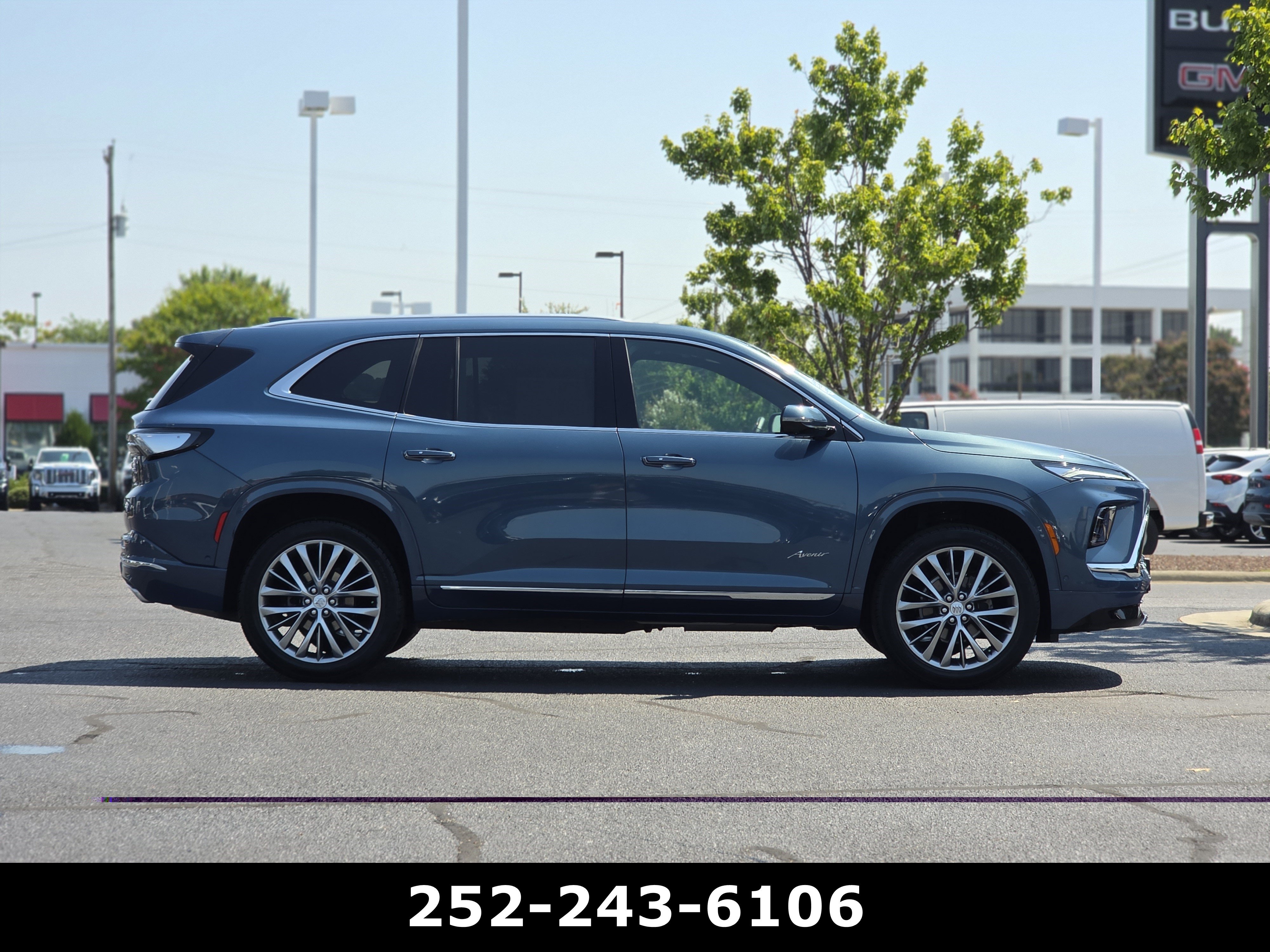 Used 2026 Buick Enclave Avenir w/ Super Cruise Package FWD image 8