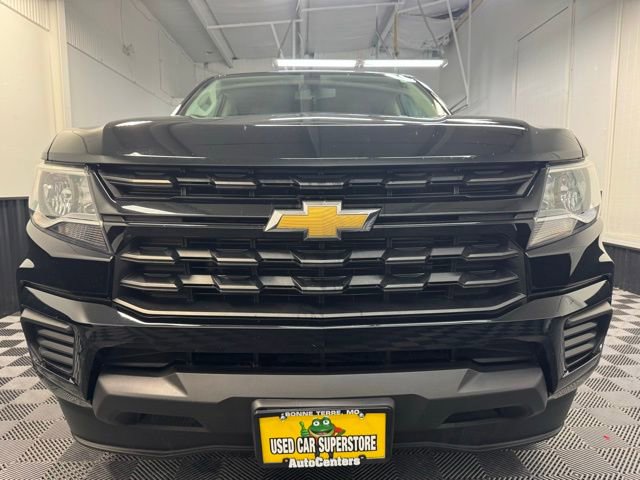 Used 2022 Chevrolet Colorado W/T RWD image 2