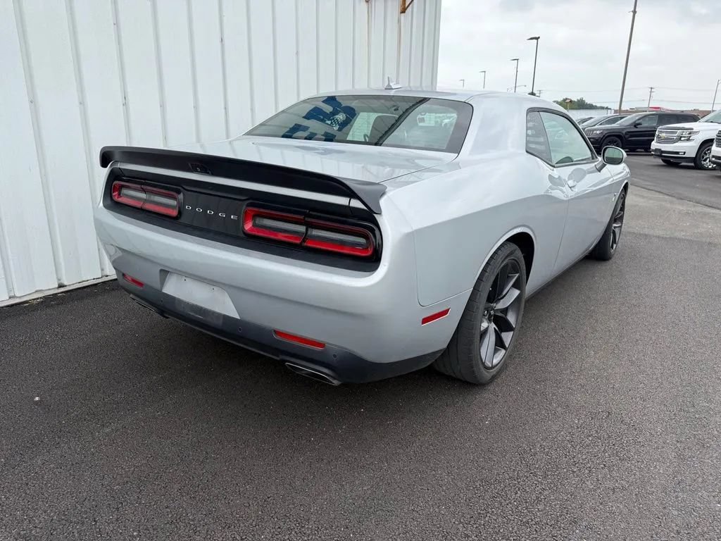 Used 2019 Dodge Challenger R/T Scat Pack RWD image 8