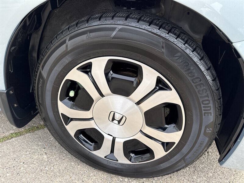Used 2014 Honda Civic Hybrid Sedan image 13