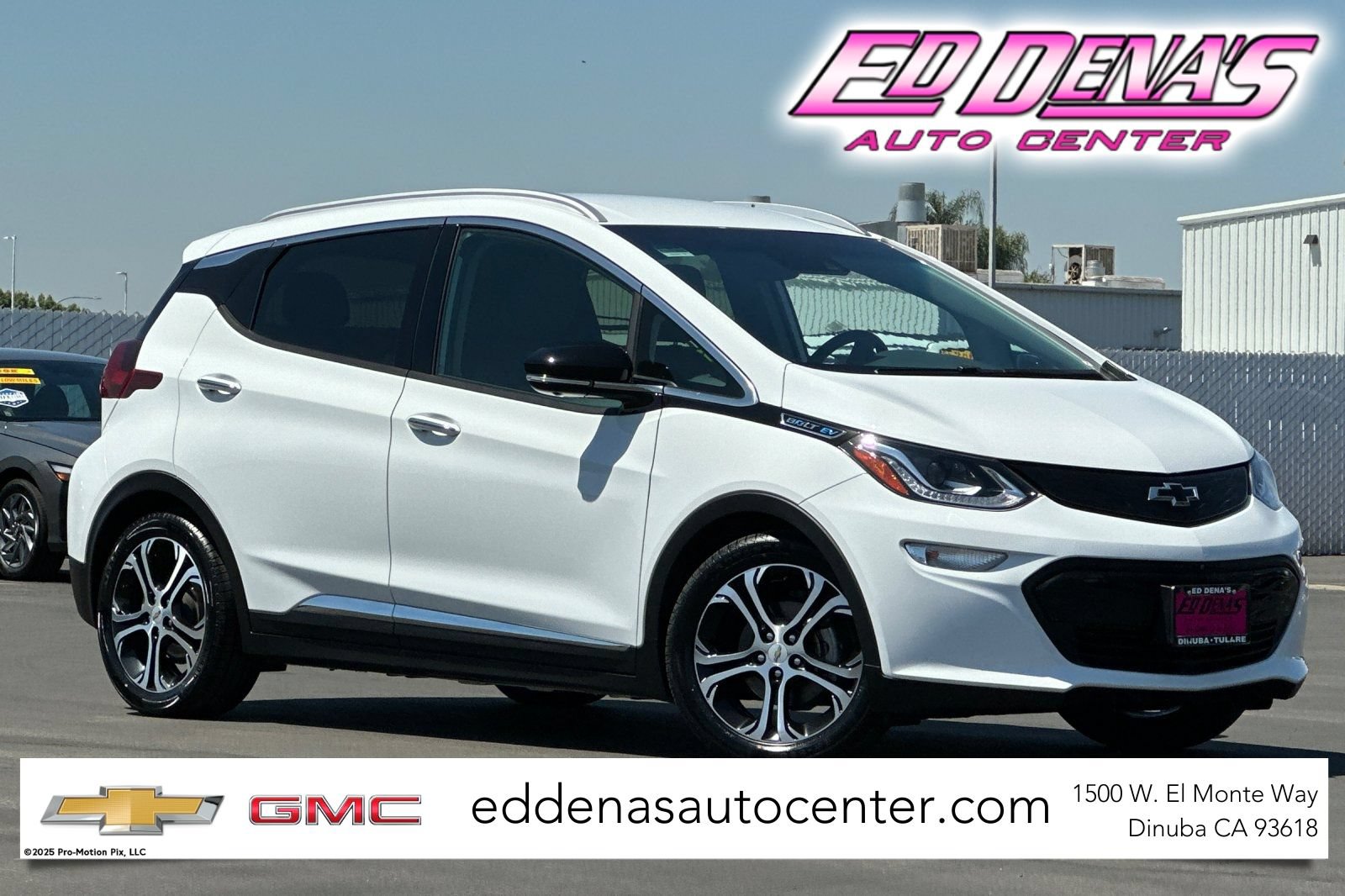 Used 2020 Chevrolet Bolt Premier w/ Infotainment Package FWD image 1