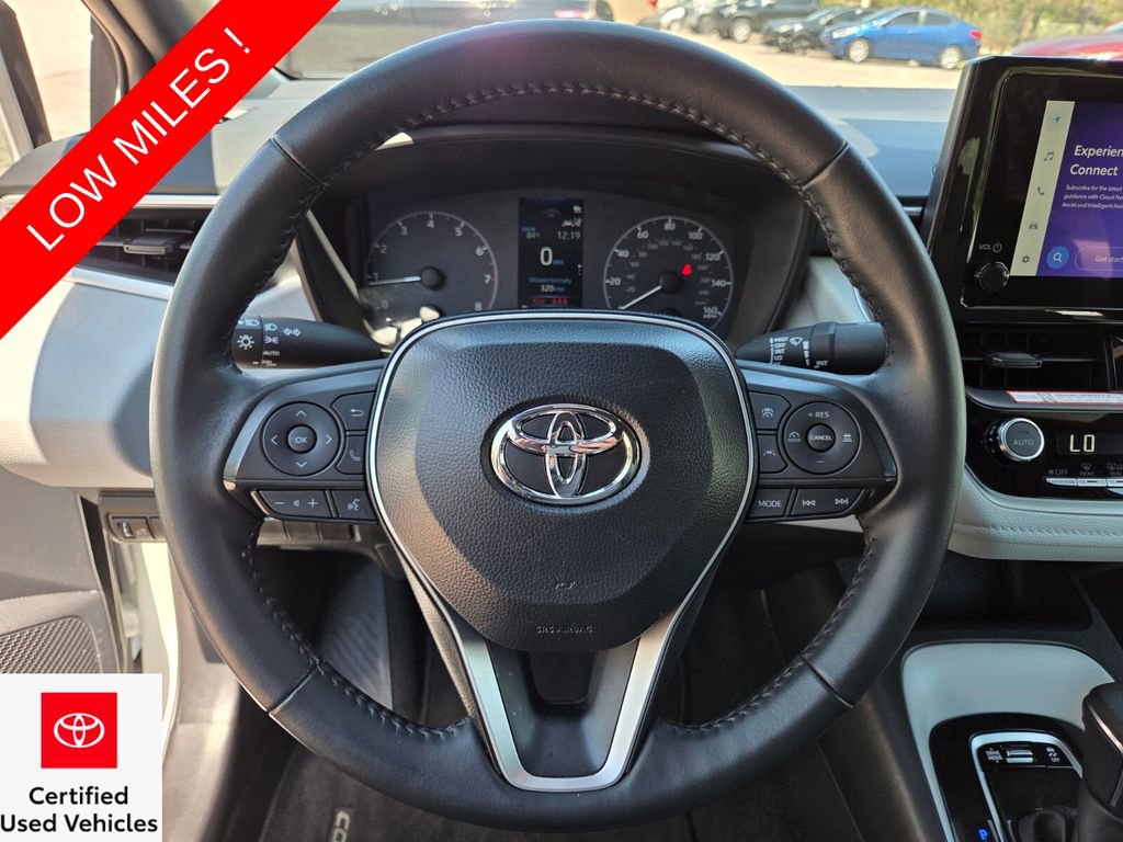 Certified 2025 Toyota Corolla SE w/ Convenience Package FWD image 28
