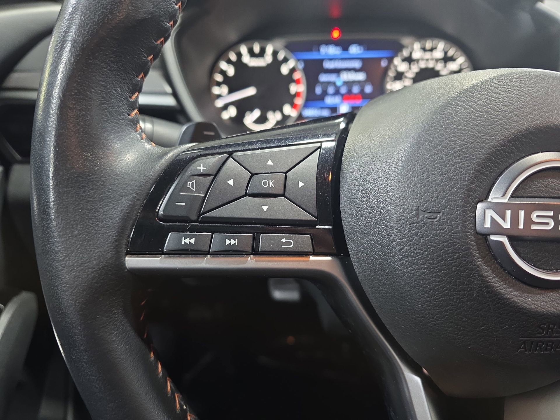 Used 2024 Nissan Altima 2.5 SR image 16