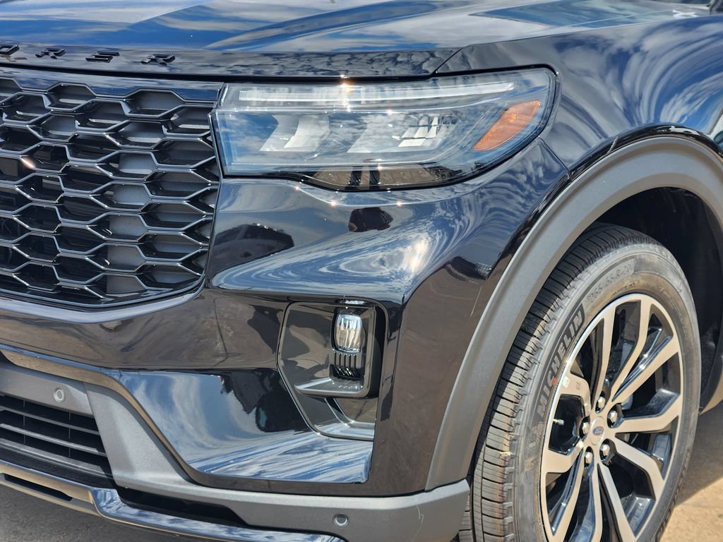 New 2026 Ford Explorer ST-Line w/ Premium Package RWD image 6