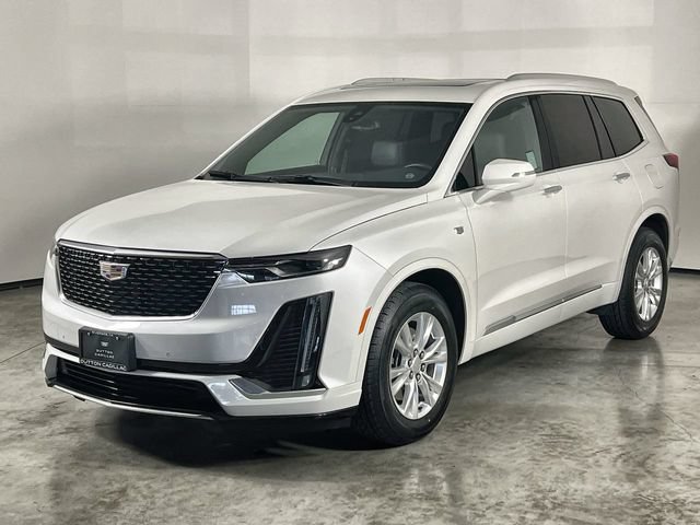 Certified 2022 Cadillac XT6 Luxury FWD image 4