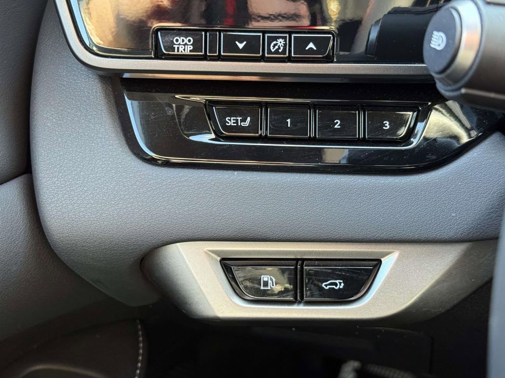 Used 2023 Lexus RX 350 Premium image 24