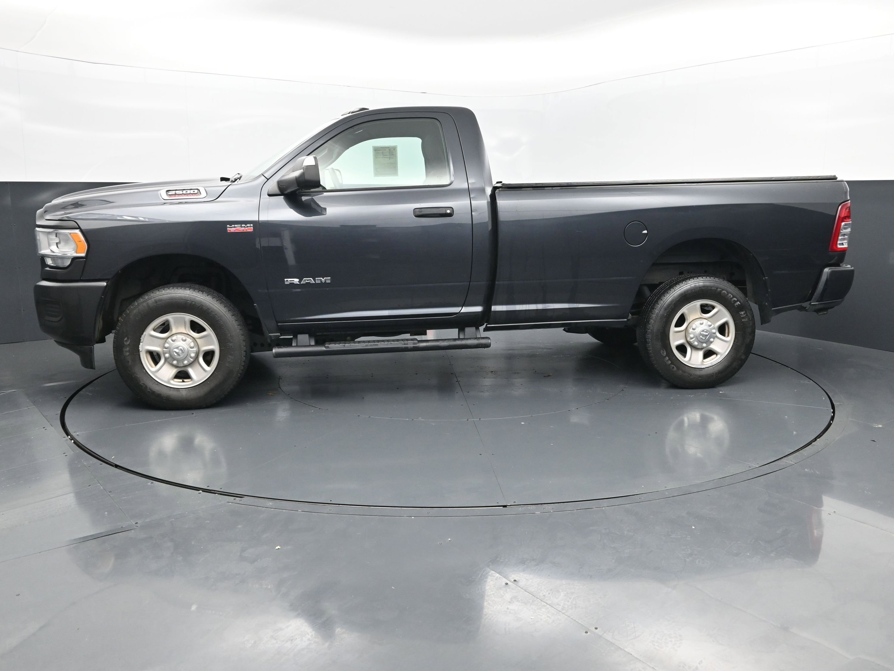 Used 2021 RAM 2500 Tradesman AWD/4WD image 2