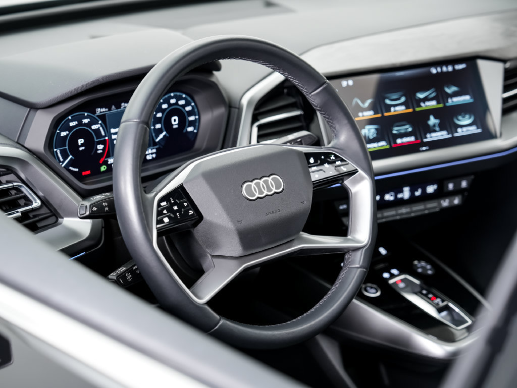 Used 2023 Audi Q4 e-tron Premium Plus AWD/4WD image 10