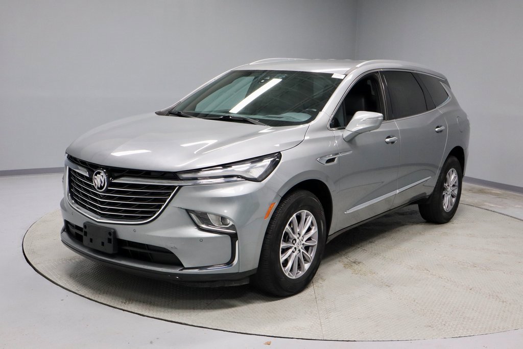 Used 2024 Buick Enclave Premium image 8