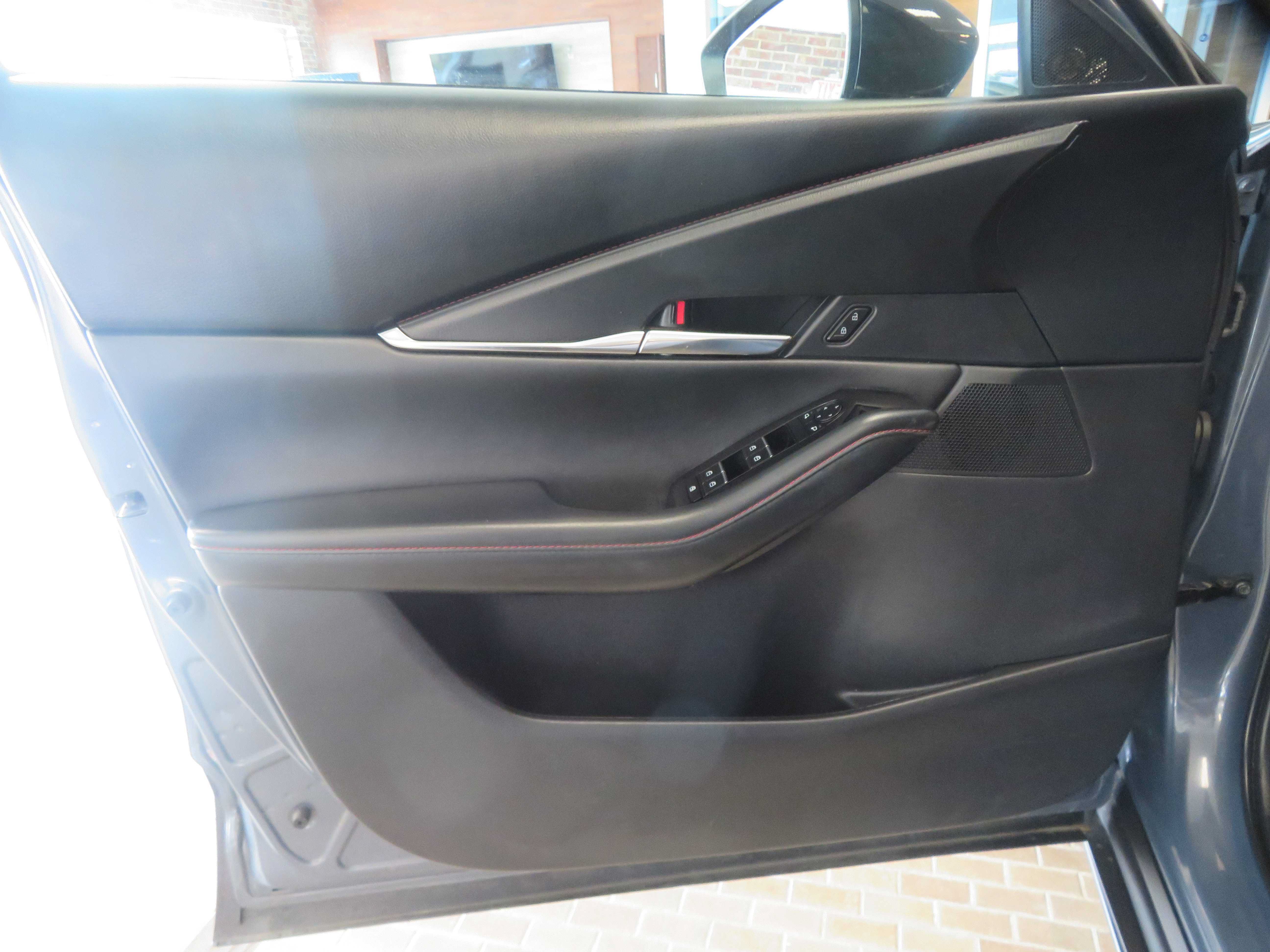 Used 2024 MAZDA CX-30 AWD 2.5 S w/ Preferred Package image 13