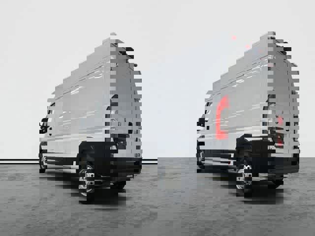 Used 2025 RAM ProMaster 2500 w/ Convenience Group image 9